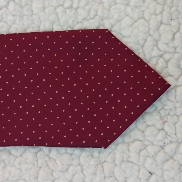 NWT Giorgio Armani Burgundy Pindot Silk Tie - Made in Italy